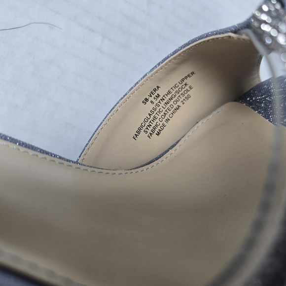 Betsey Johnson Vera Wedding Glittering Light Blue Silver 4 " Heels Size 8.5 - Picture 9 of 10